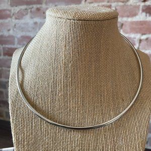 Single Silver Choker